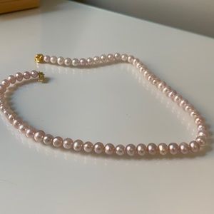 Light pink Pearl necklace